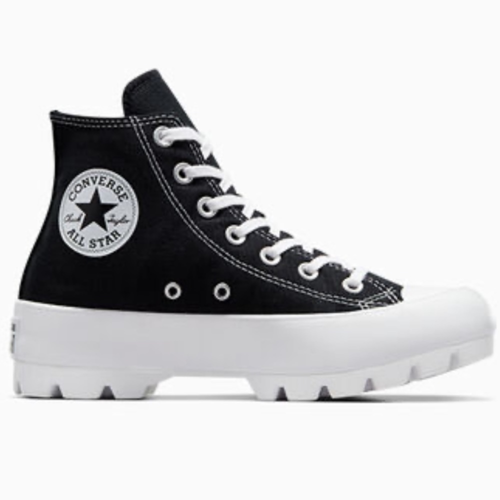 CONVERSE Chuck Taylor All Star Lugged. Size 9
